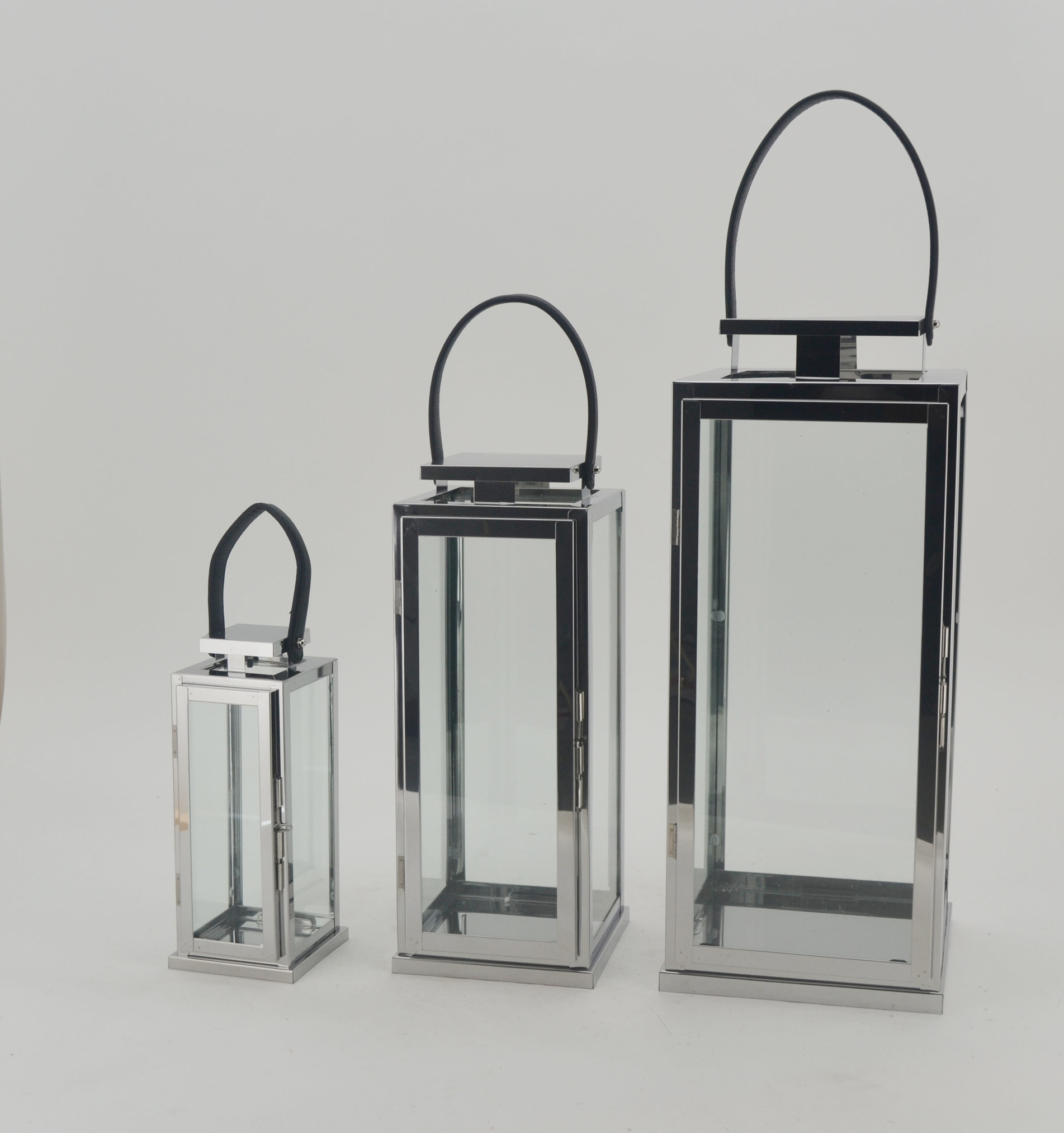 High Quality Stainless Steel Lantern Set of 2 Assorted with Clear Glass and black leather handle JL070003