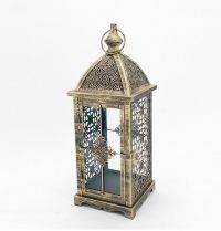 How to Use Metal Lanterns for Modern Home Decoration
