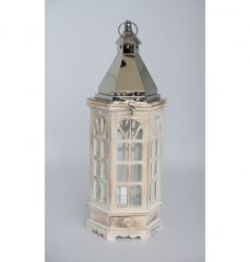 Choosing the Right Wood Finish for Decorative Lanterns