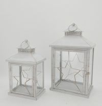How to Choose Medium Wooden Lanterns for Living Room Styling