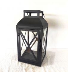 Small Outdoor Lantern Size Guide for Balcony Decoration