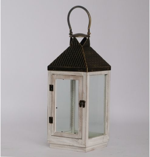 Metal Wind Lanterns Modern Iron Wood Candle Holders Heart Flower Pattern Hollow Out Design Garden Decorations
