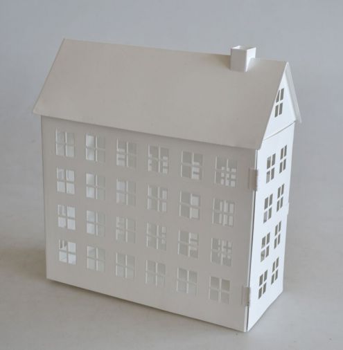 Customized Luxury Unique Home Decoration House Shape Metal Candle Holders Lanterns