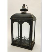 Best Medium Lantern Sizes for Wedding Centerpieces