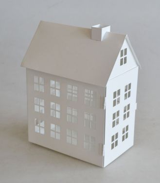 Customized Luxury Unique Home Decoration House Shape Metal Candle Holders Lanterns JL011217